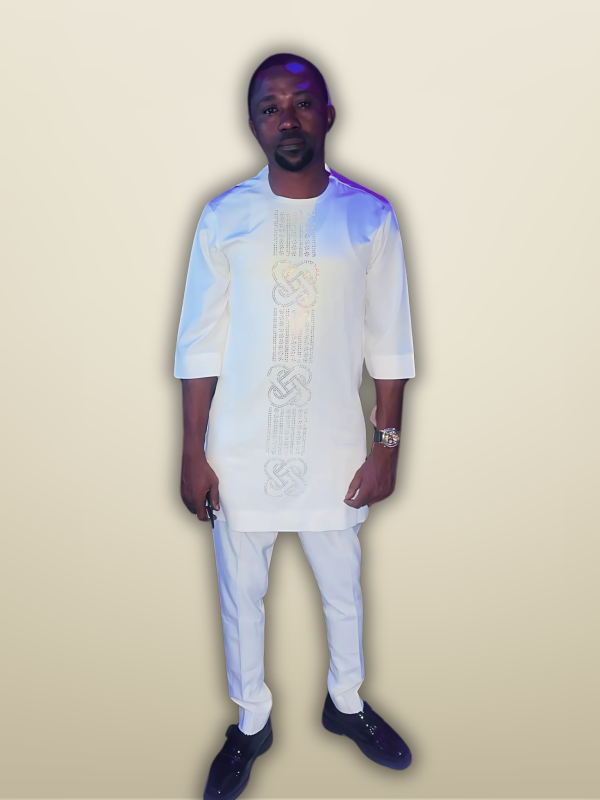 Royal White Elegance